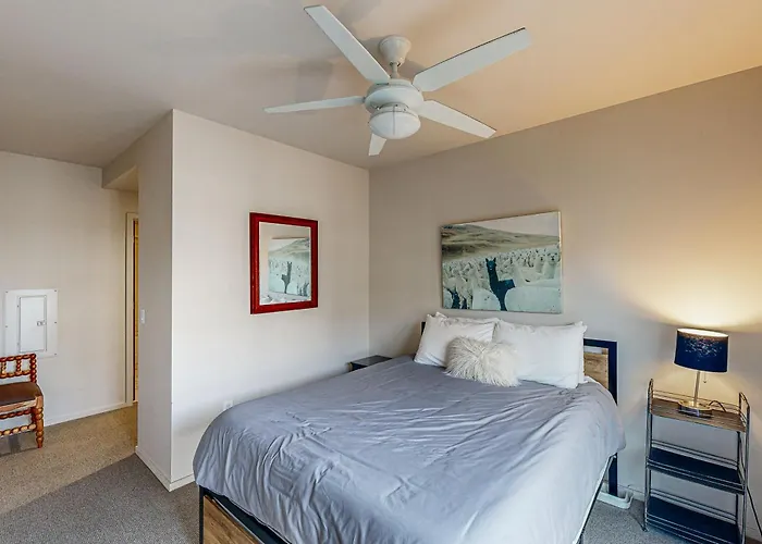 Q21 Condos